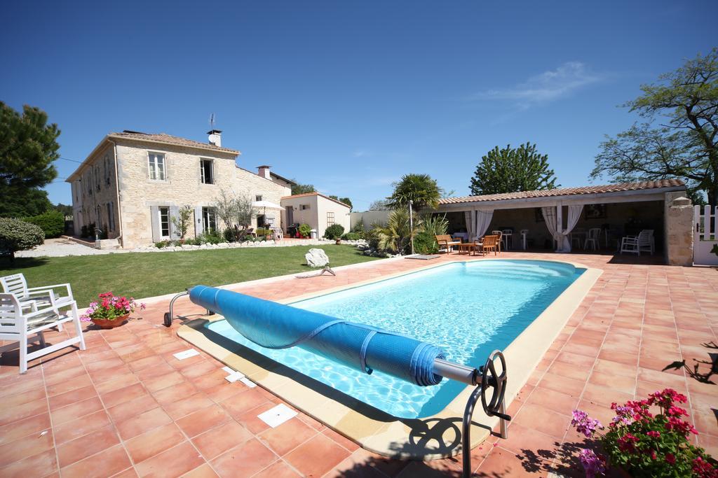 Oeno-Lodge Saint-Germain-d'Esteuil Bagian luar foto