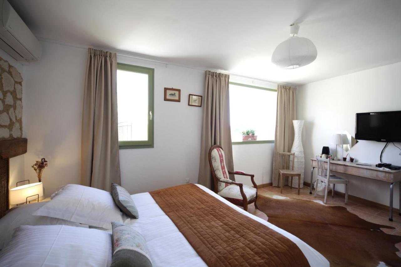 Oeno-Lodge Saint-Germain-d'Esteuil Ruang foto