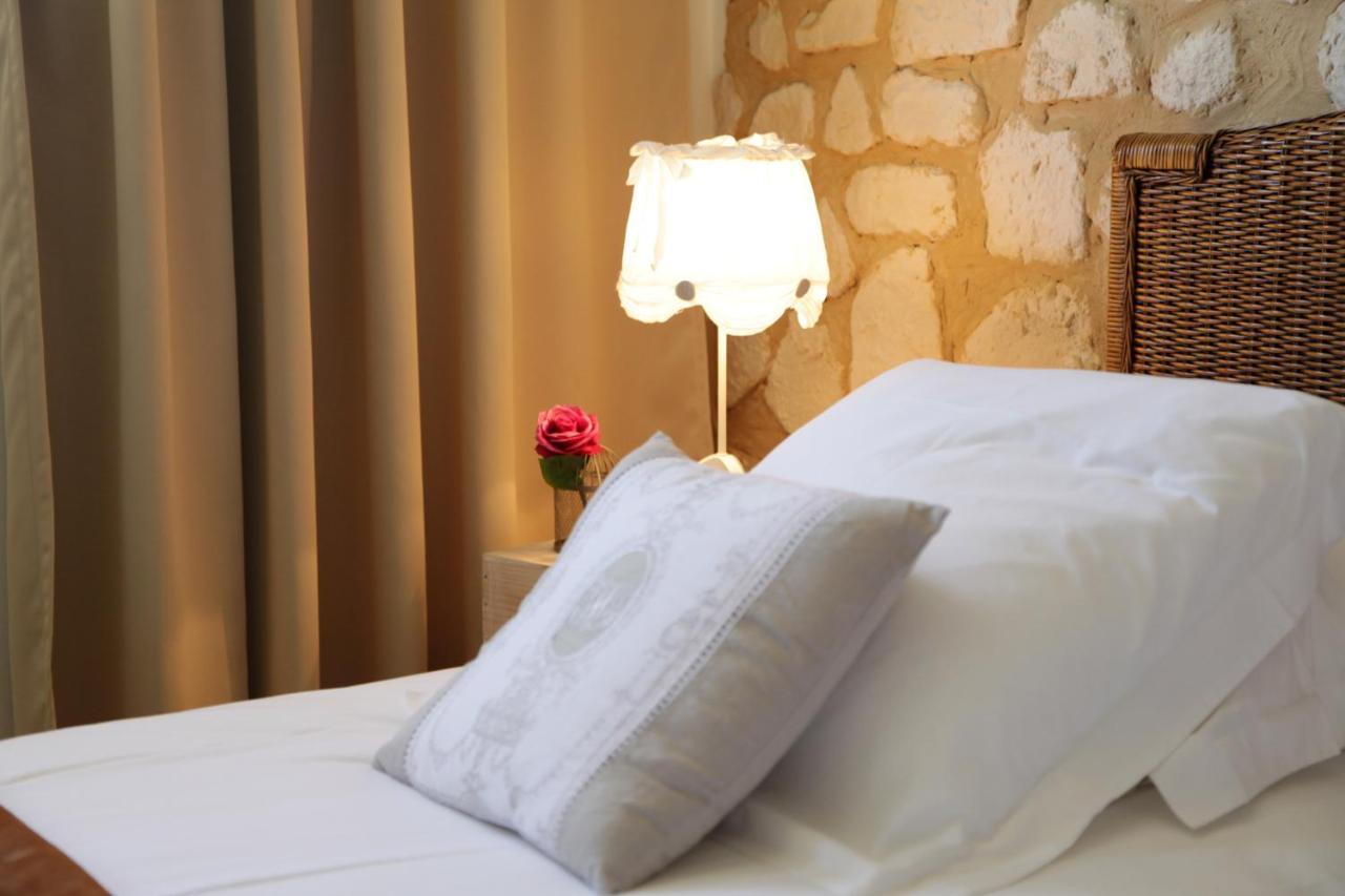 Oeno-Lodge Saint-Germain-d'Esteuil Ruang foto